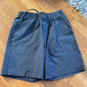 lululemon athletica Dark Navy Gray men’s Athletic Shorts in Size S
